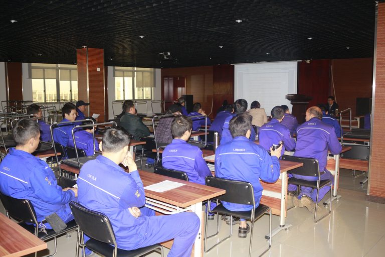 清静生产无小事  盛世集团电梯在行动